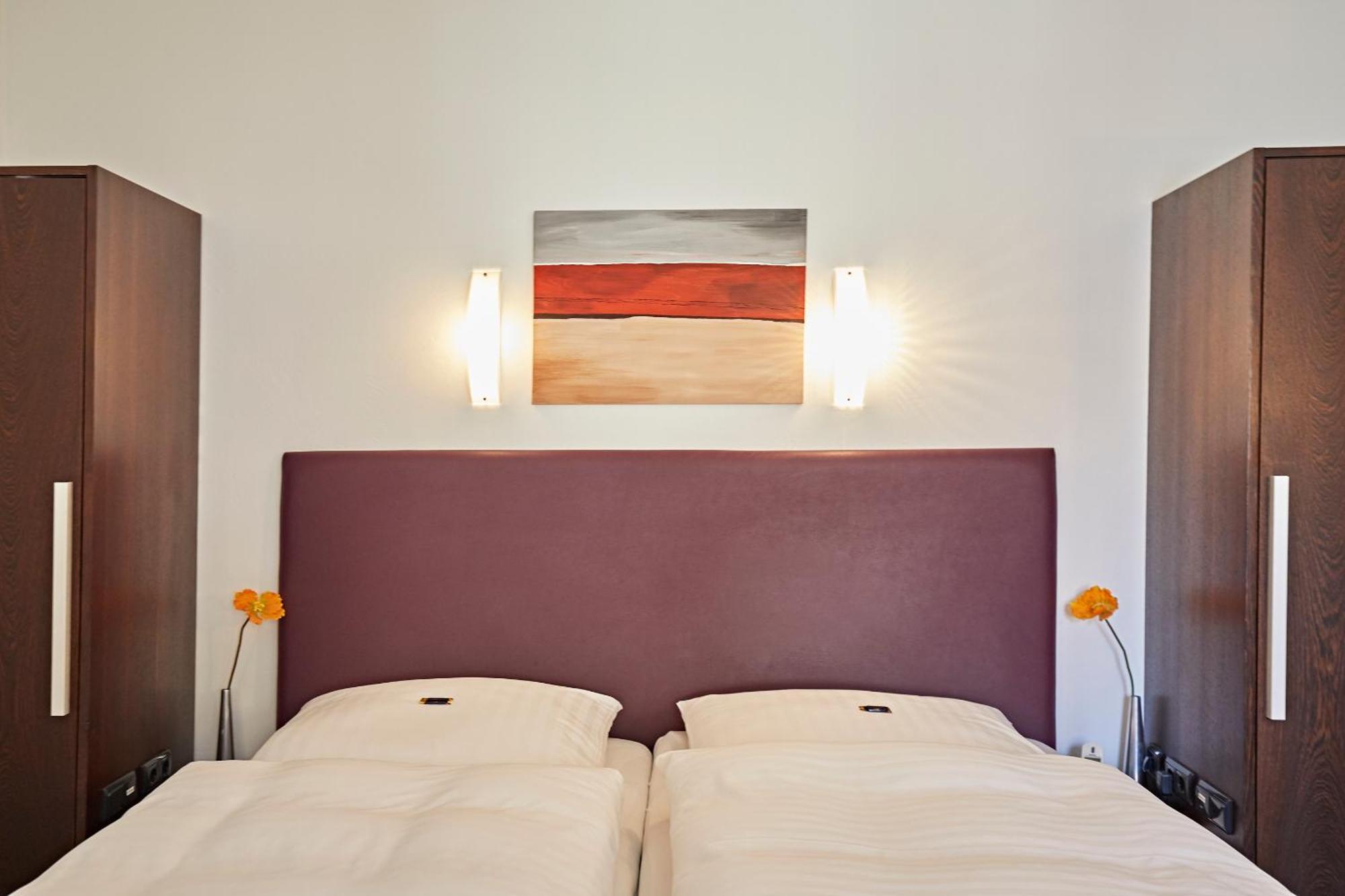 Hotel Zur Wartburg Rheda-Wiedenbrück Εξωτερικό φωτογραφία